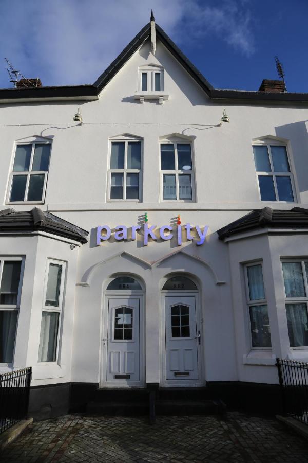 Park City Suites Hotel Mánchester Exterior foto